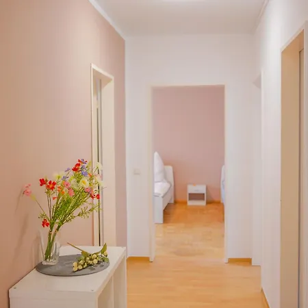 4-zimmer-apartment 125 *